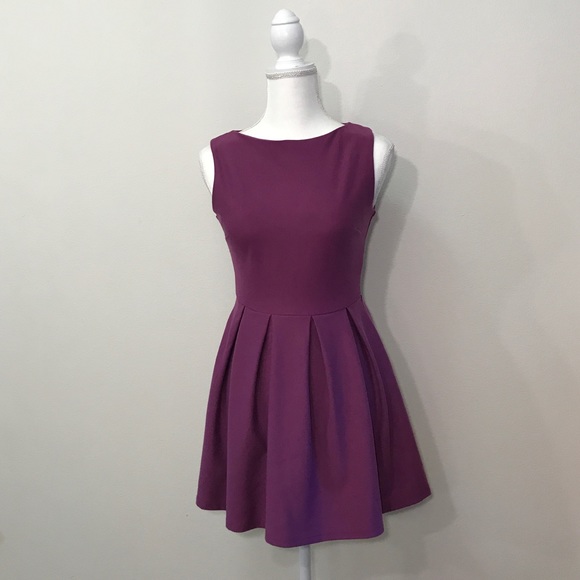 Topshop Dresses & Skirts - Topshop Sleeveless Purple Dress Size 4